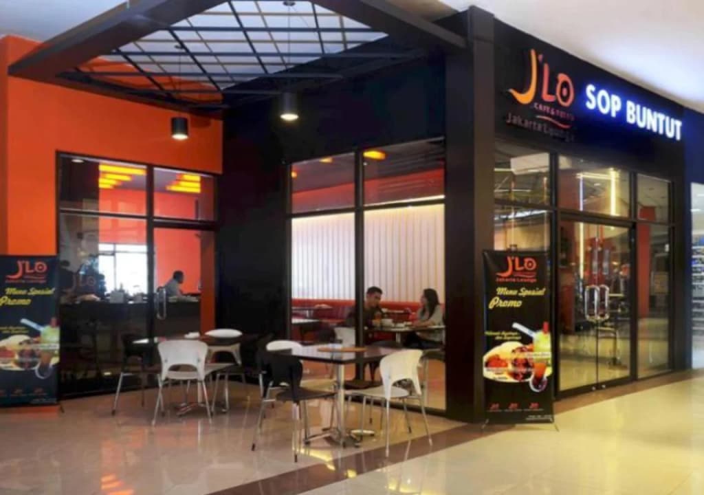 Grand Cempaka Business Hotel - photo 17