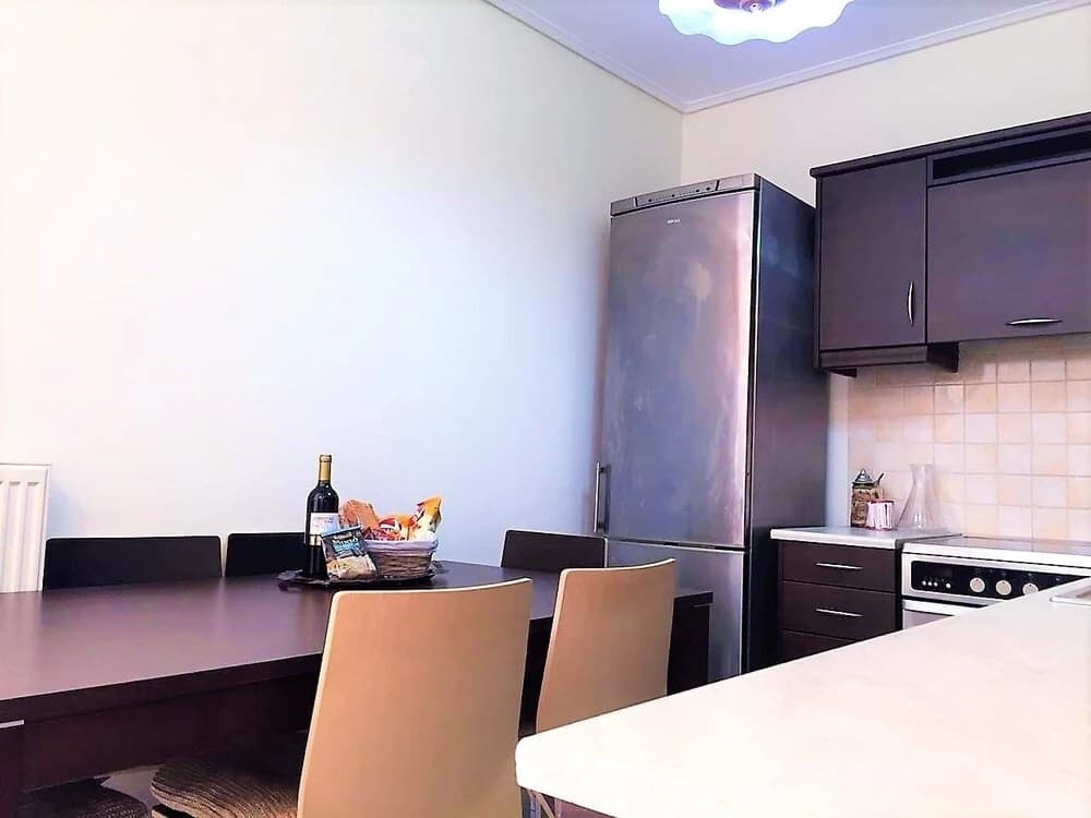 Comfy 3rd Floor Flat and Pspace - photo 17