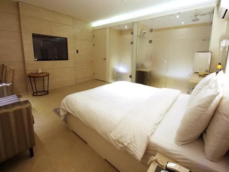 Lusso Hotel - photo 13