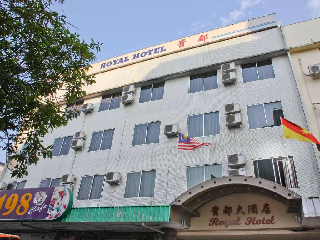 Royal Hotel - photo 1