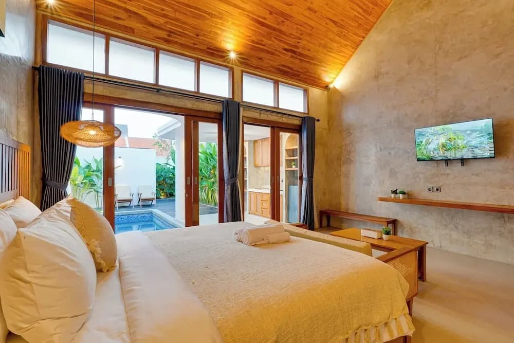 LaLuxe Villa and Residence - photo 19