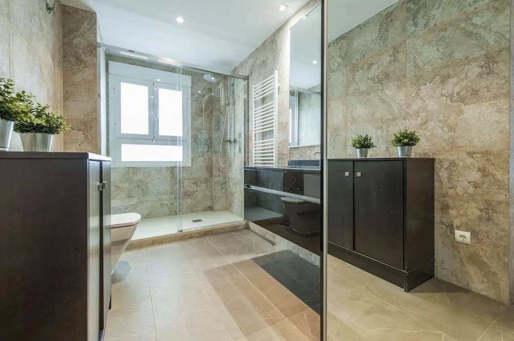 Apartamento Plaza de Castilla II - Urbano Con Estilo y Funcional - photo 8