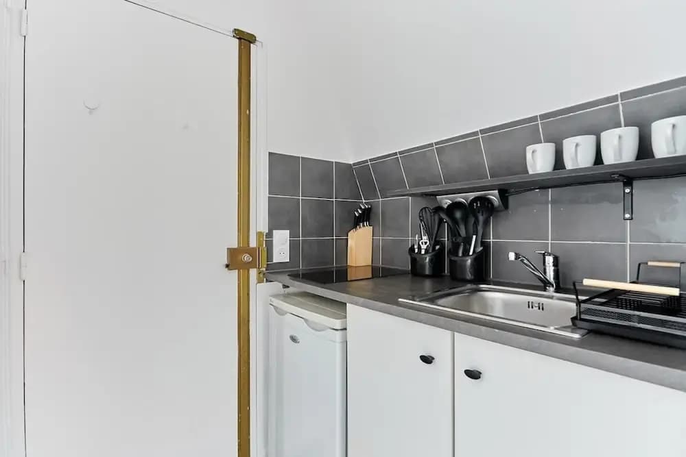 Charming 1 Bedroom Flat Coeur du Marais - photo 11