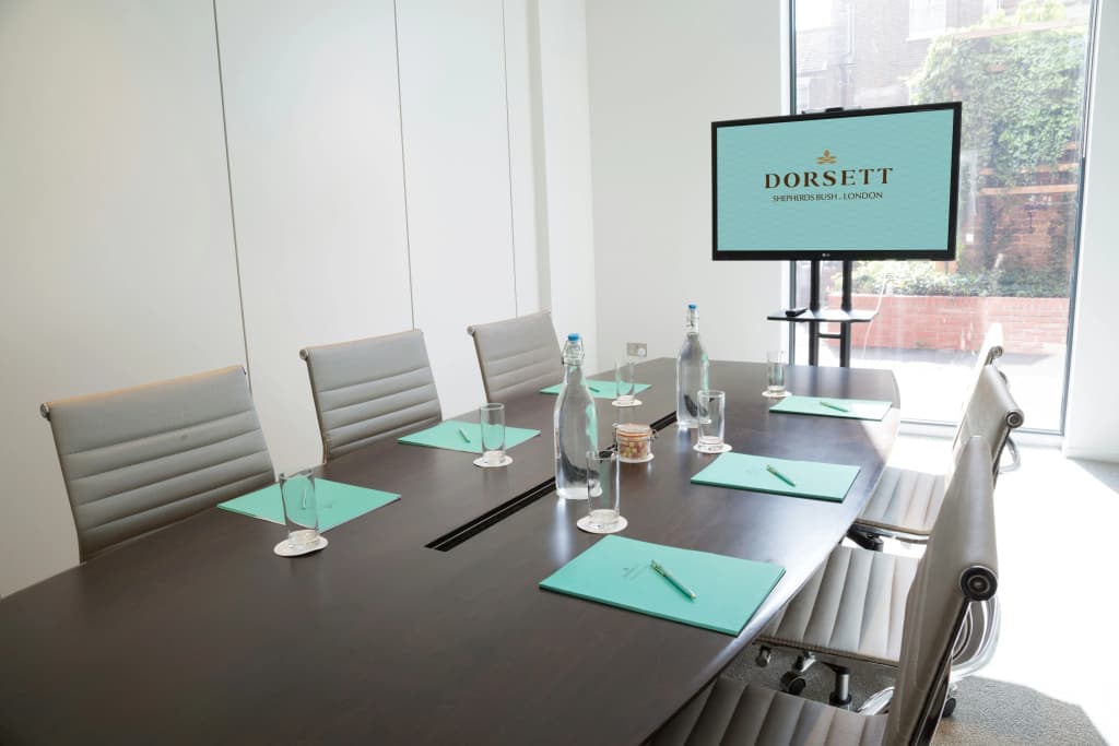 Dorsett Shepherds Bush - photo 34