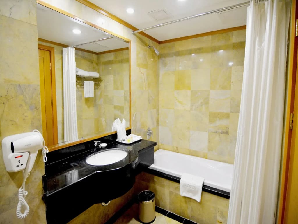 A25 Premium Hotel - photo 8