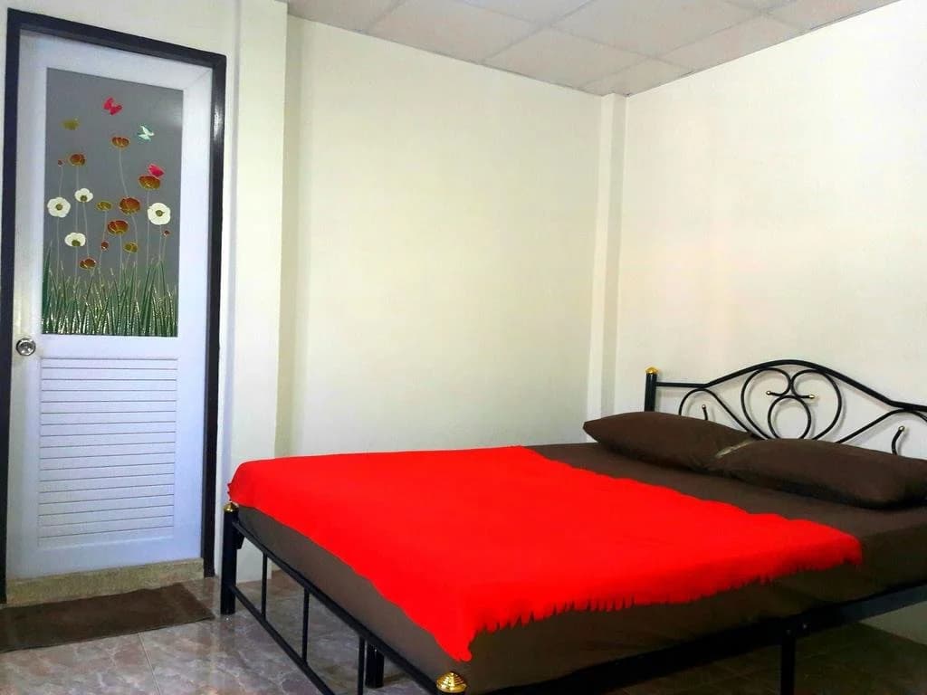 D & N hostel - photo 12