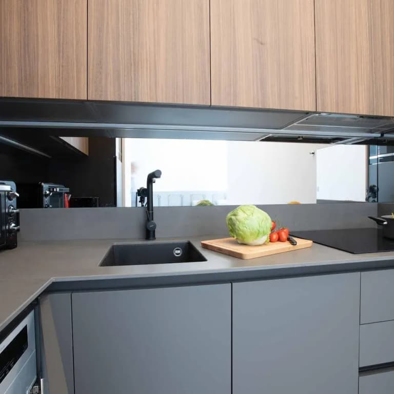 Le Magenta in Nice With 1 Bedrooms and 1 Bathrooms - photo 16