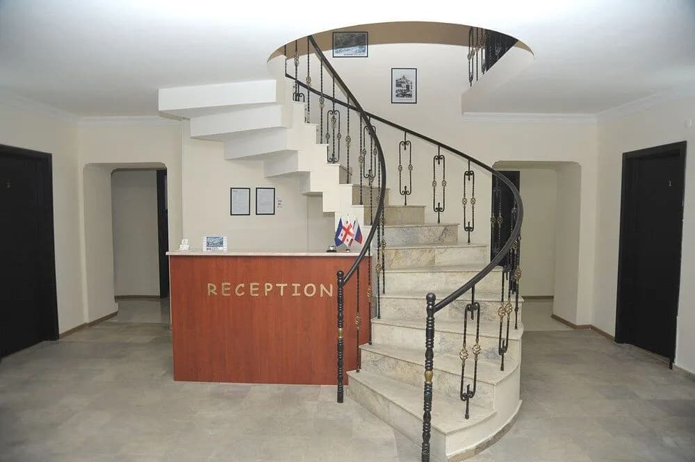 Hotel Grand - photo 10