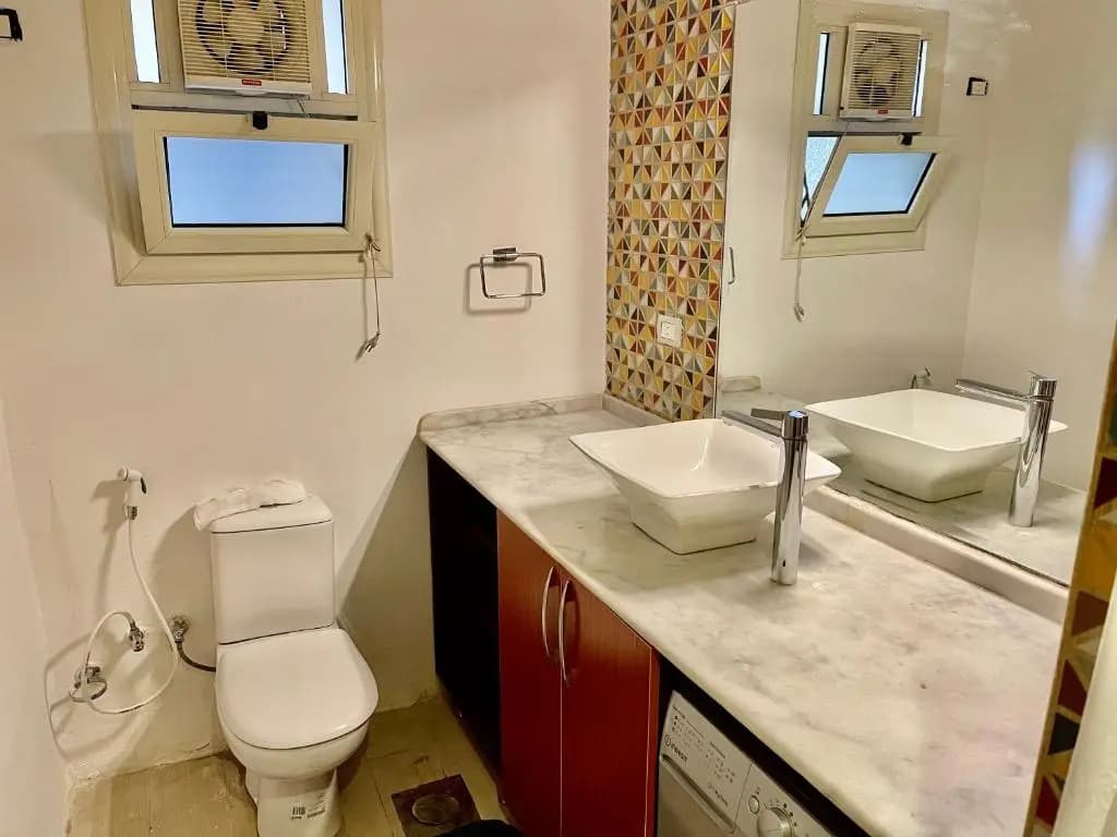 Lovely 2 BDR apartment with direct Nile view - photo 8