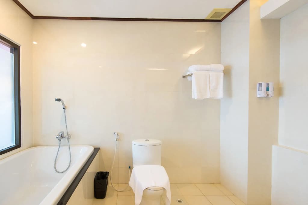 The President Hotel at Chokchai 4 - photo 11