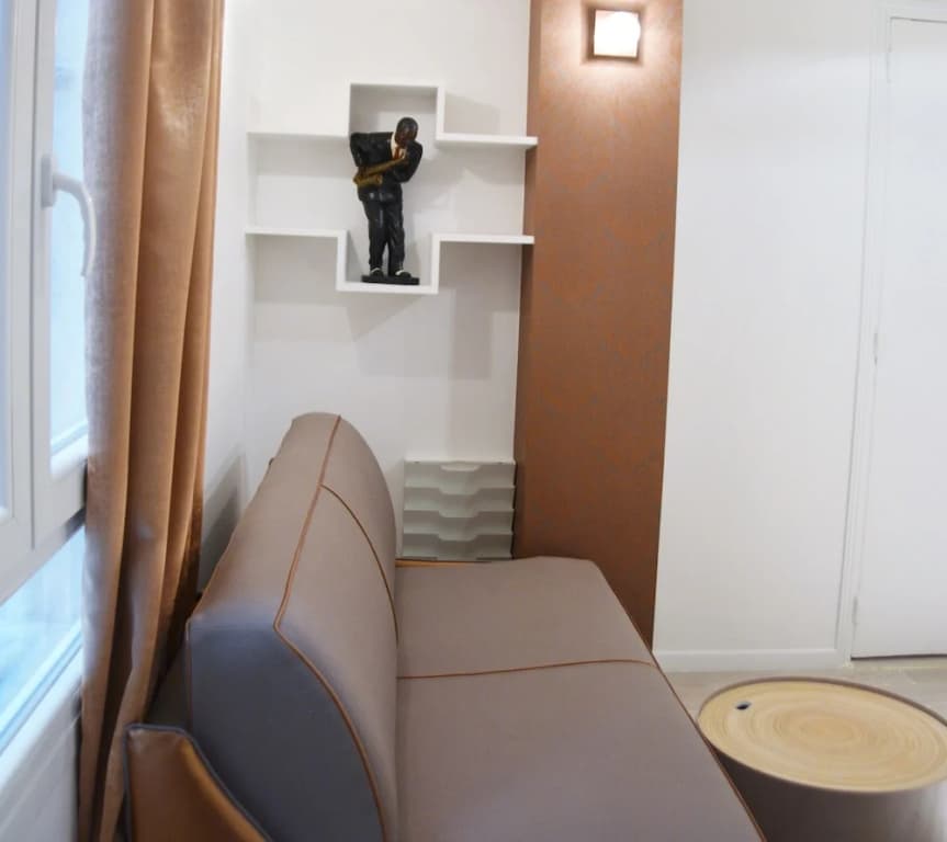 Bourgogne - Your Home in Paris - photo 7
