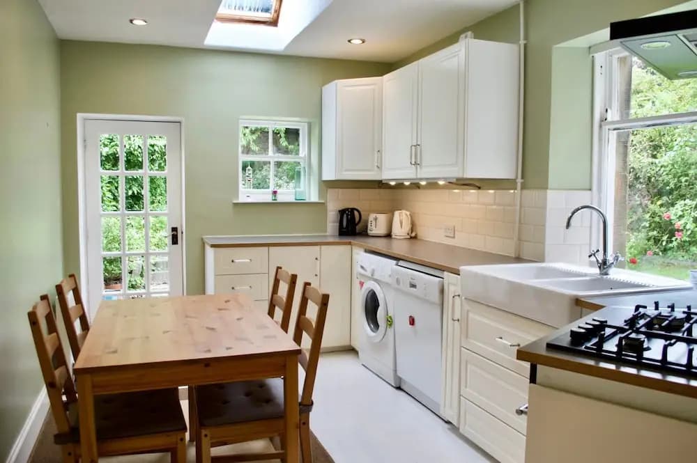 Lovely Grange Conservation Area Ground Flat - photo 11
