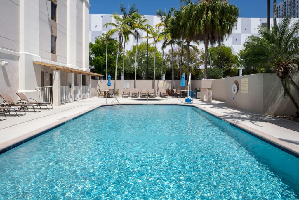 Hampton Inn Miami Dadeland - photo 12