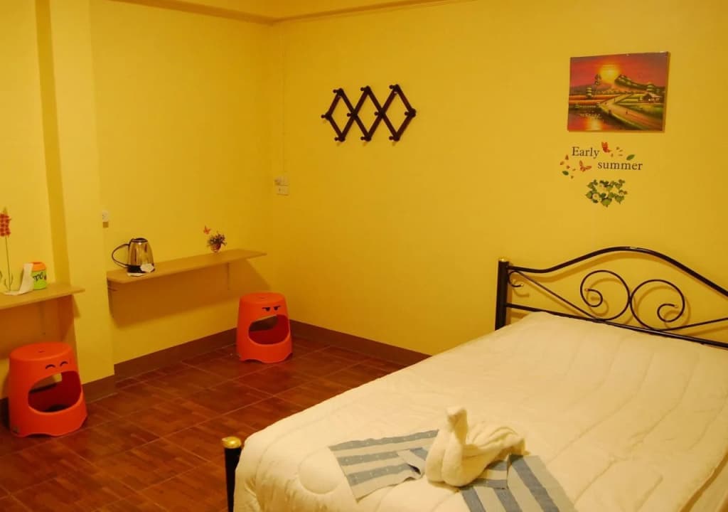 Royal Standard Hostel - photo 25