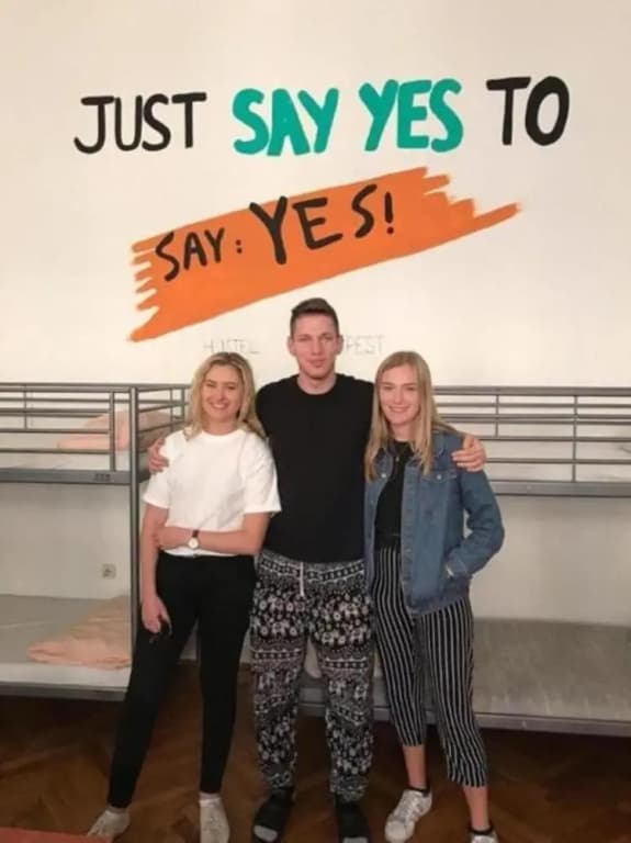 Say Yes Hostel - photo 13