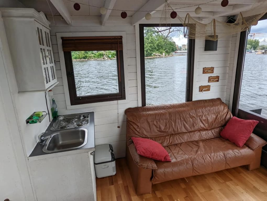 Gemütliches Hausboot mit Kamin in Berlin - photo 1