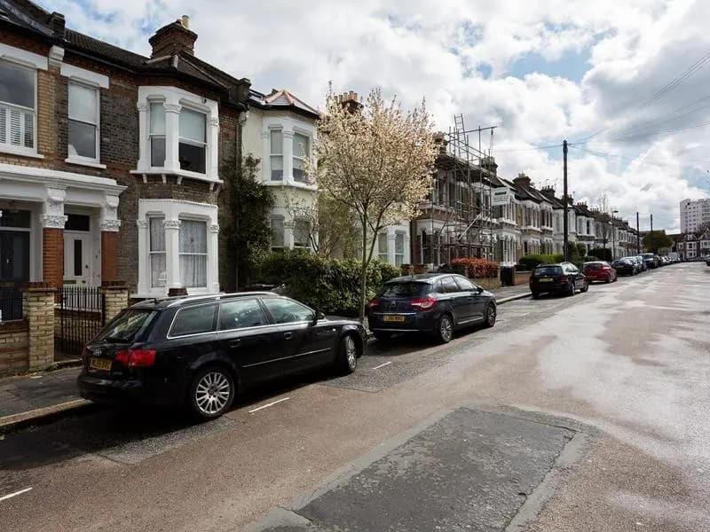 Veeve  2 Bed House On Leppoc Road Clapham - photo 7