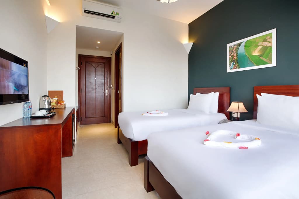 Green Apple Hotel - photo 4