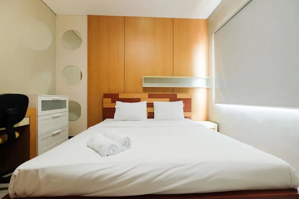 Compact Minimalist 1BR Apartment at Thamrin Residence - photo 5
