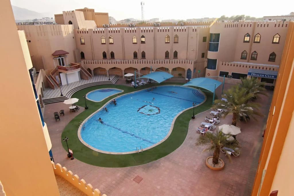 Majan Continental Hotel - photo 13