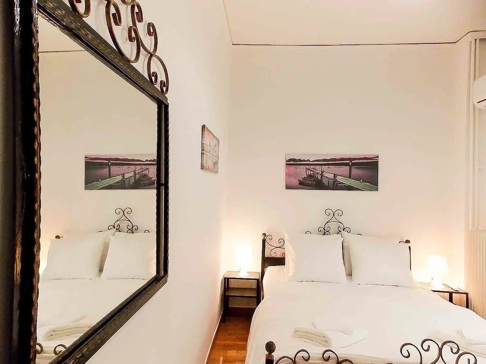 Dervenion-Athens Cozy Apartment - photo 6