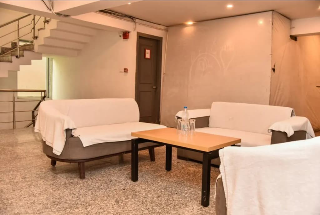 Hotel White Saffron - photo 8