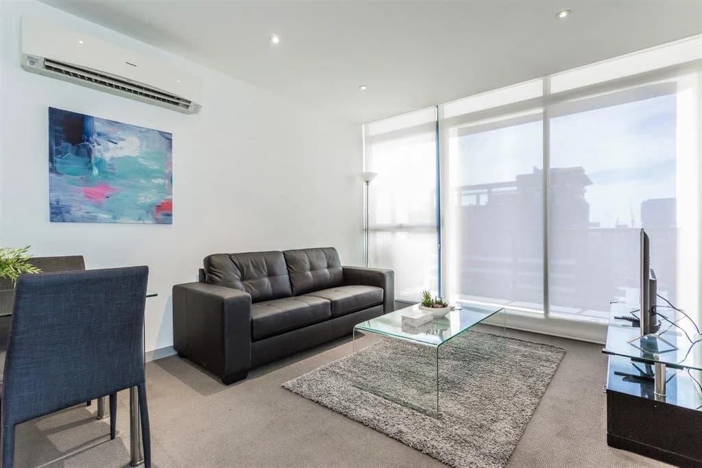 Luxury Apartments by Royal Stays - photo 7