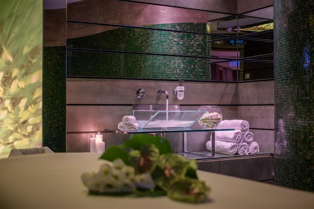 Rome Cavalieri, A Waldorf Astoria Hotel - photo 26