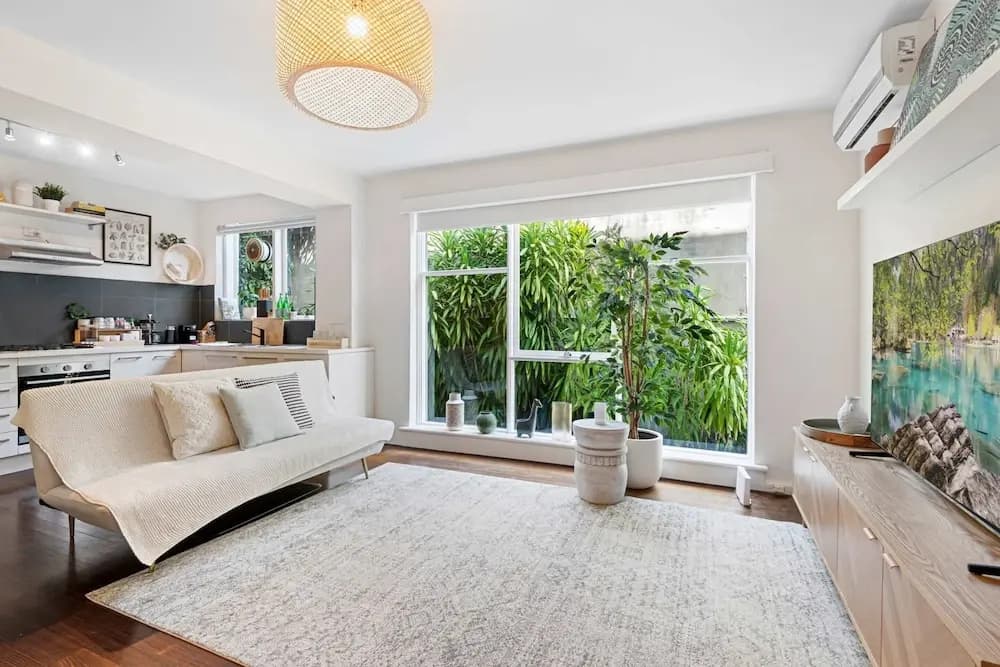 Contemporary 1-bed Unit Near Chapel St - photo 4