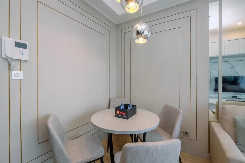 Elegant And Comfy 2Br At Menteng Park Apartment - photo 10