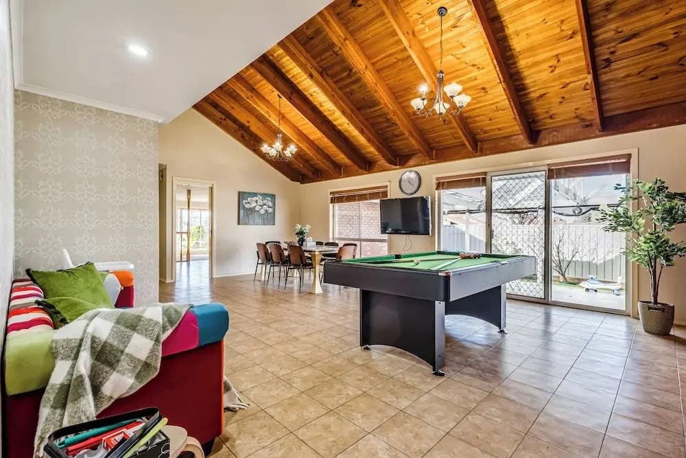 StayAU 4BR Lakeside Retreat in Seabrook - photo 16