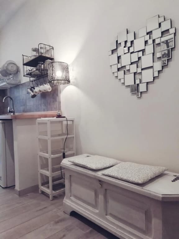 White Apartment - photo 19