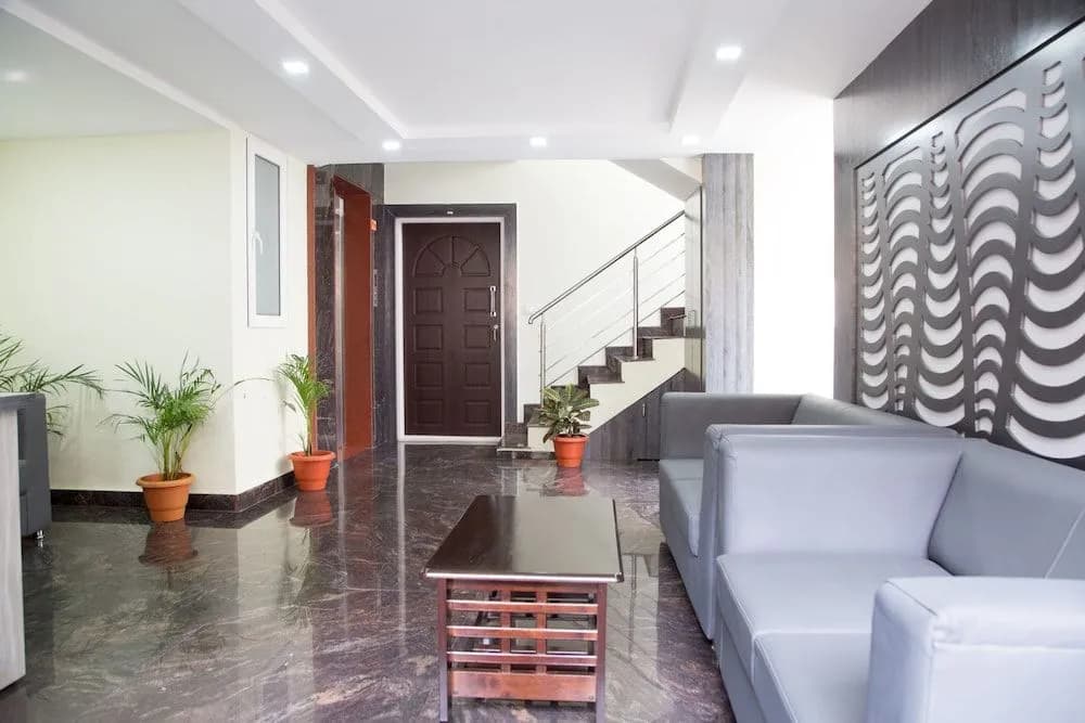 OYO 2066 Vikaspuri - photo 11