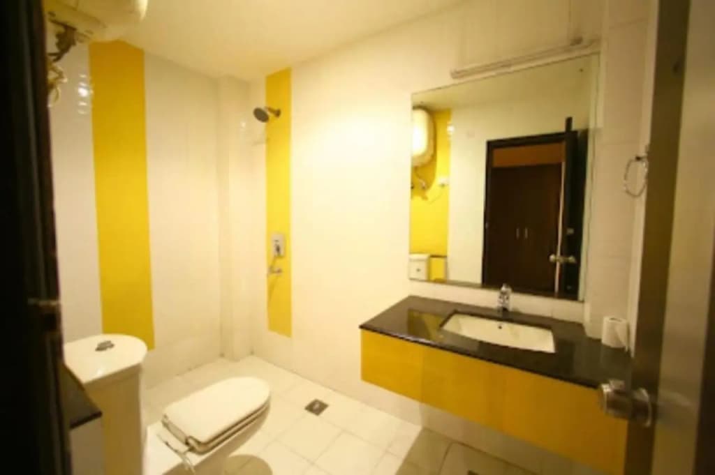 Hotel Era Mahipalpur - photo 22