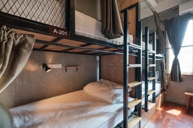 OYO 685 Am Bed Hostel - photo 5