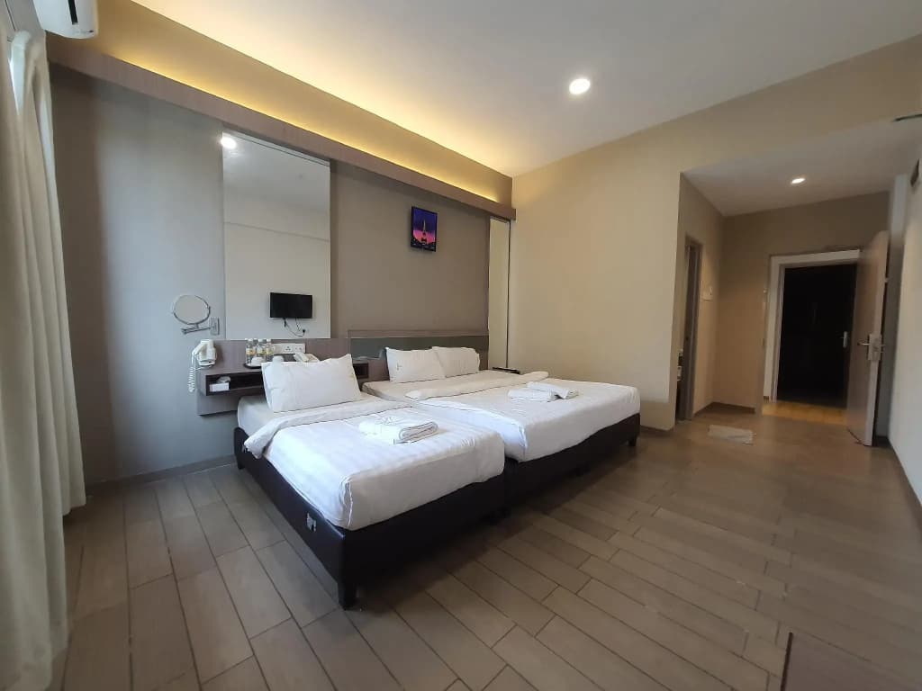 Hotel Golden View Nilai - photo 20