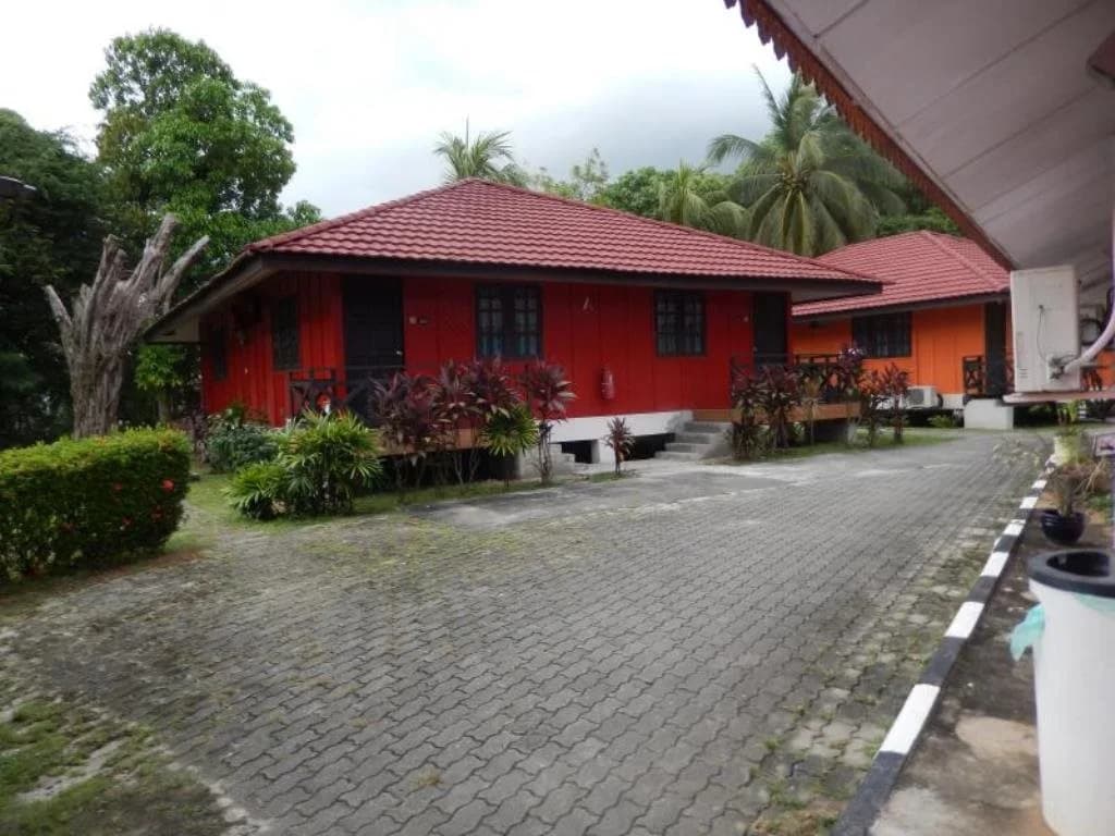 T Hotel Resort - photo 2