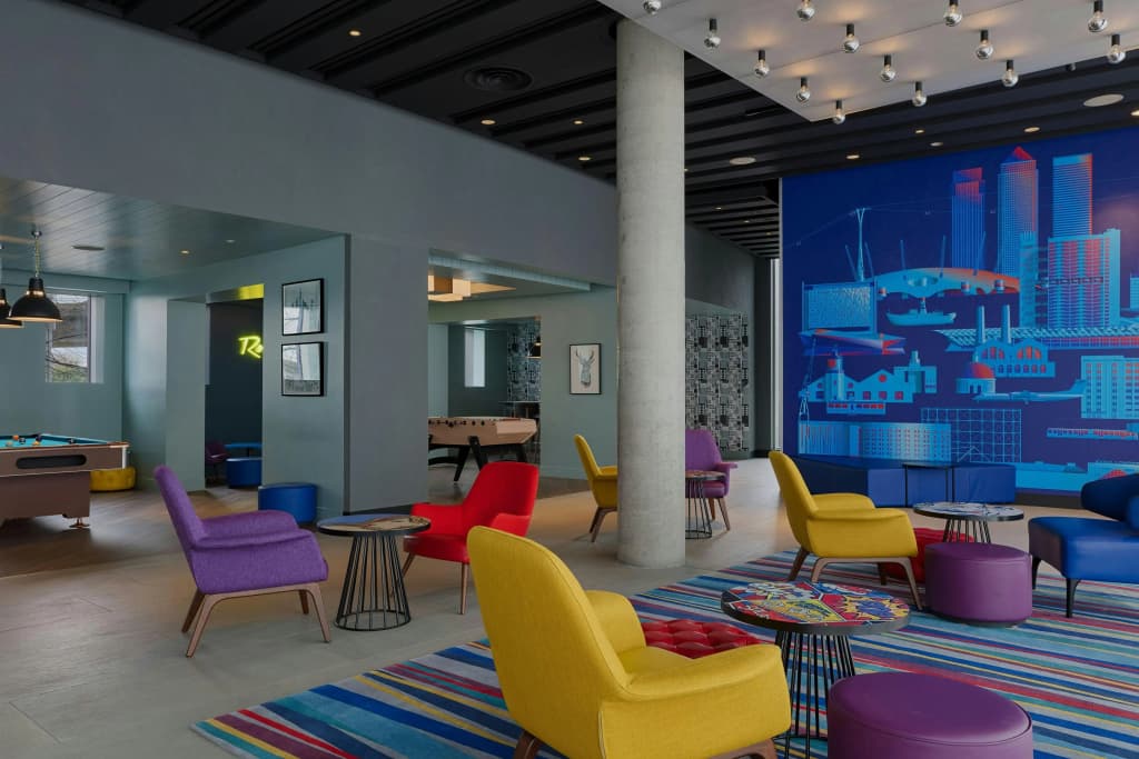 Aloft by Marriott London Excel - photo 15