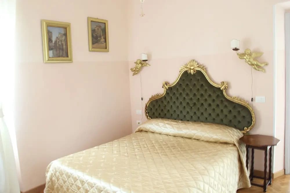 Florence Moreno's Home - photo 6