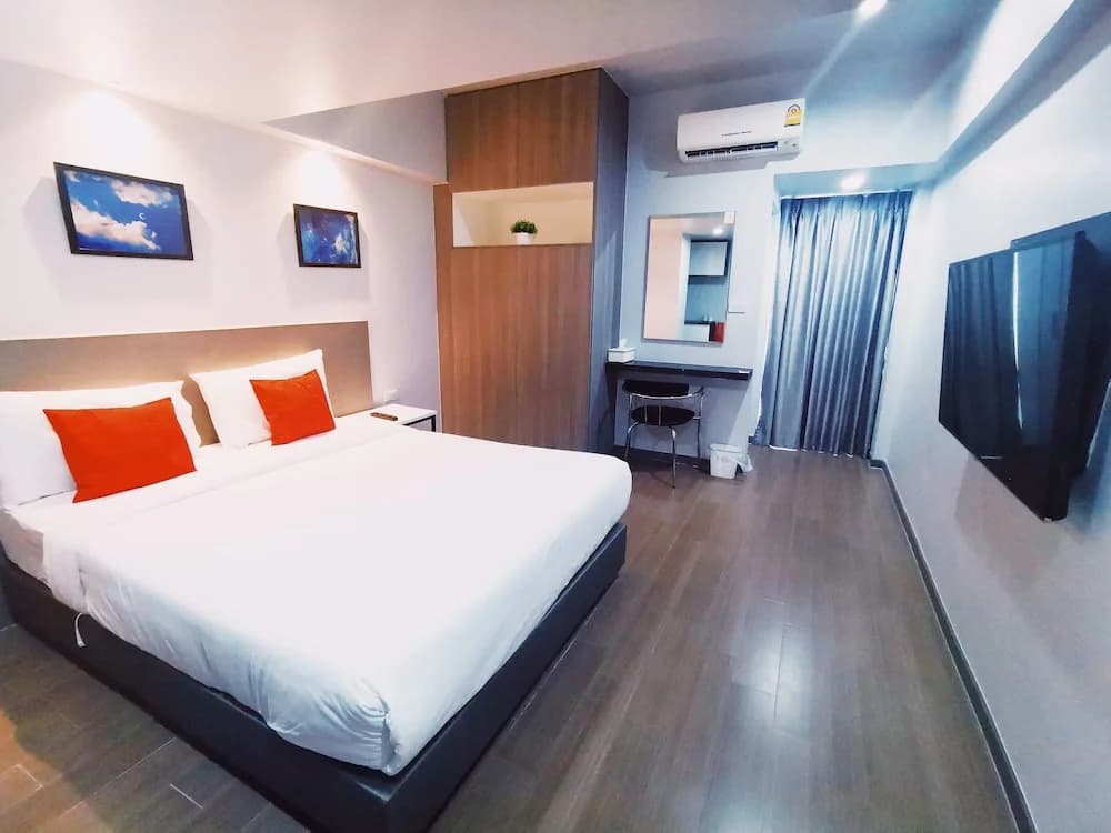 Star Sukhumvit by OYO Rooms - photo 4