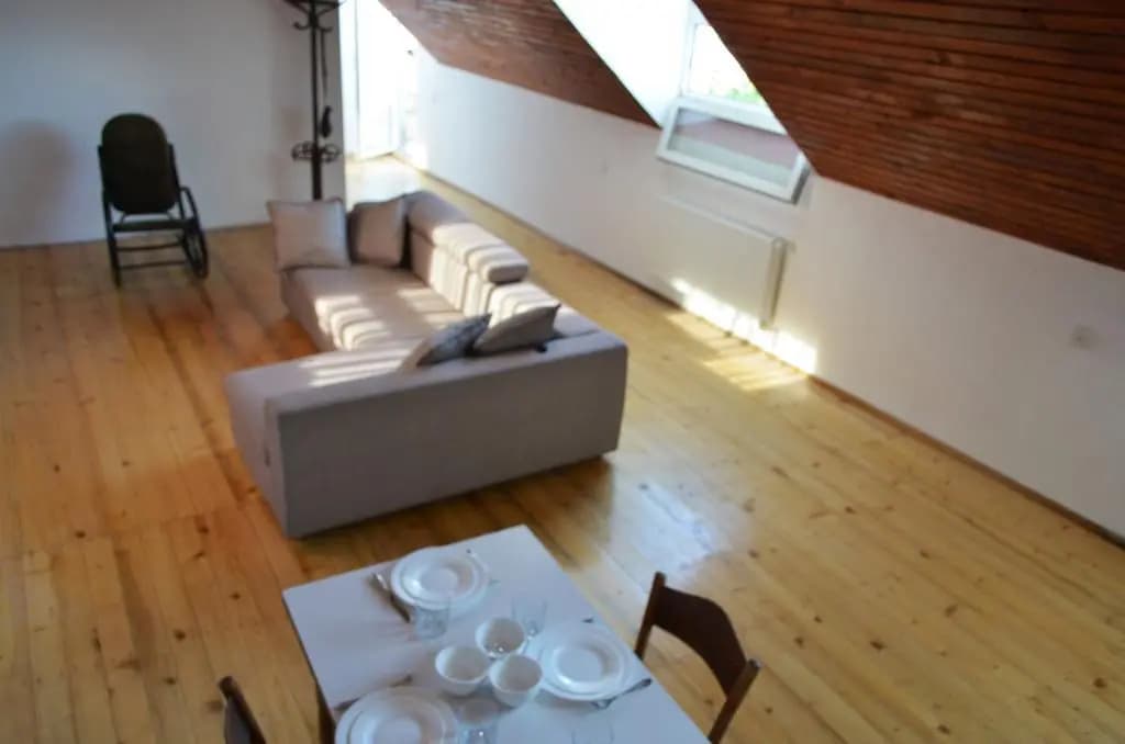 LOFT in center with open terrace - photo 2
