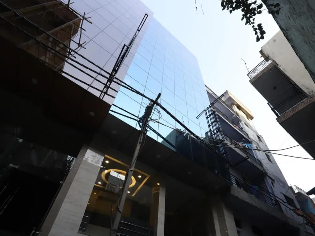Hotel Airway Inn - photo 9