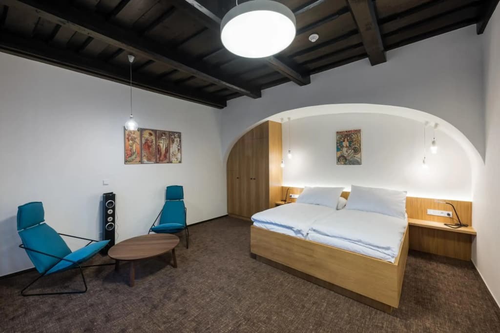 Fancy apartments by Prague Castle - photo 2