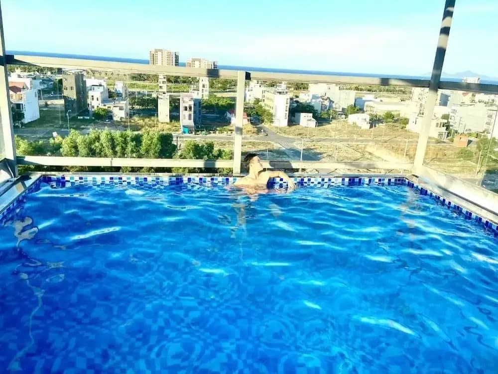 The Shine Hotel & Apartment - photo 7