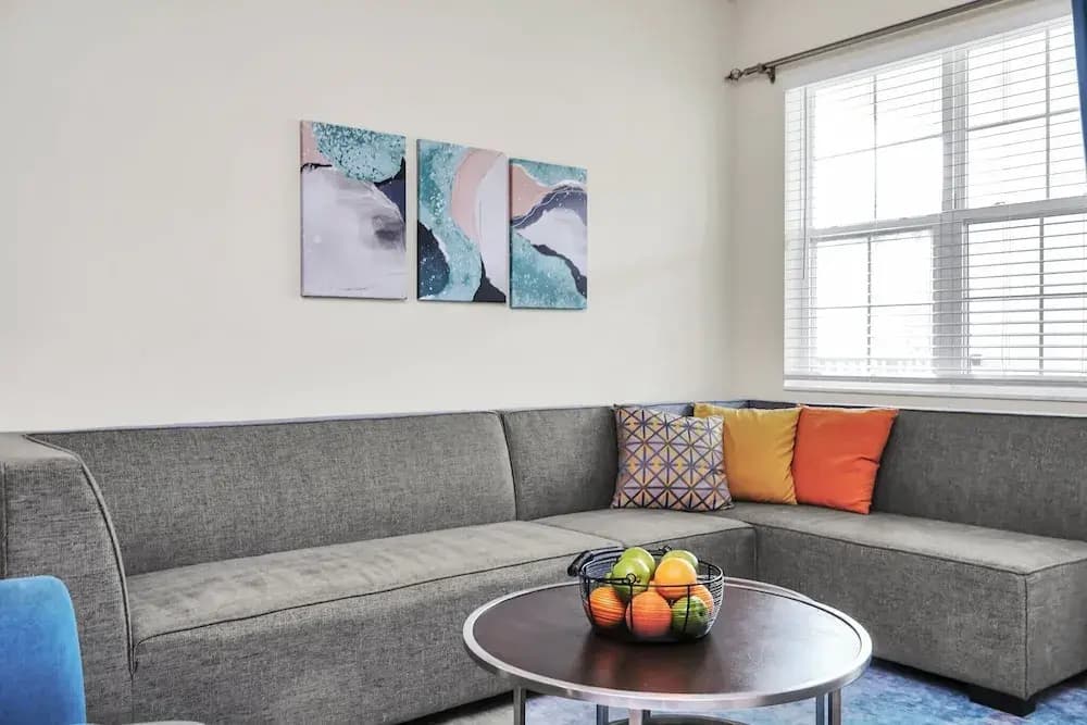 Stylish and New! 3br, Steps fr. Universal Drive - photo 12