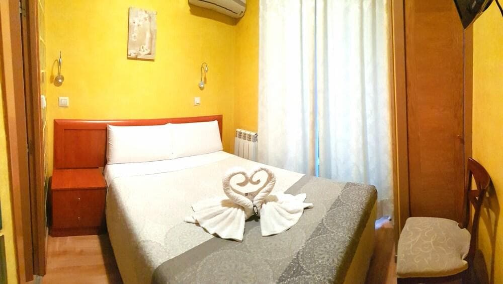 Hostal Naranjos - photo 17