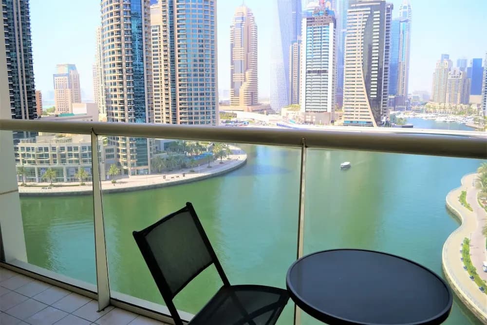 Fully Furnished 1BR with Balcony & Marina View - MRVW - photo 8