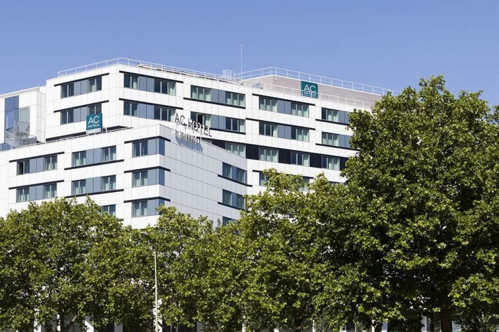AC Porte Maillot Hotel - photo 1