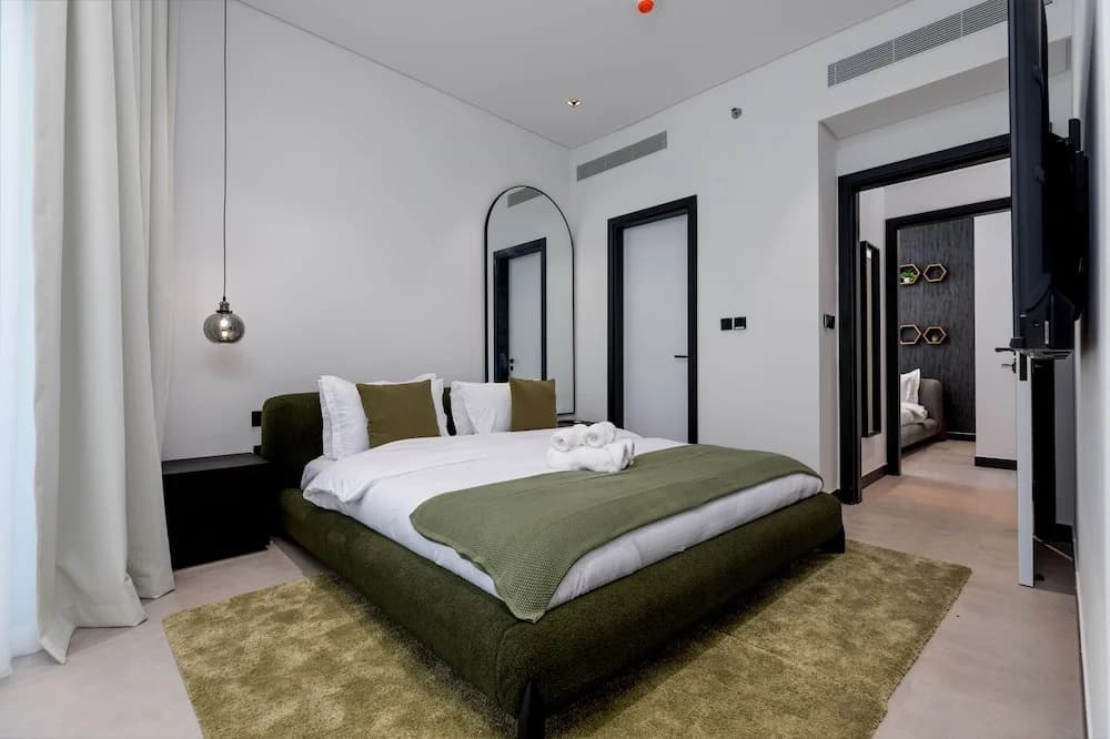 Waves - Seaside Splendor 2BR in Dubai's Business Bay - photo 20