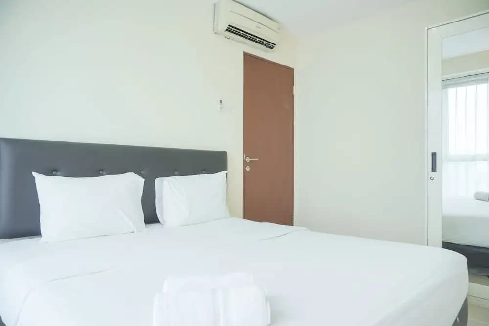 Homey And Comfortable 2Br Tifolia Apartment - photo 1